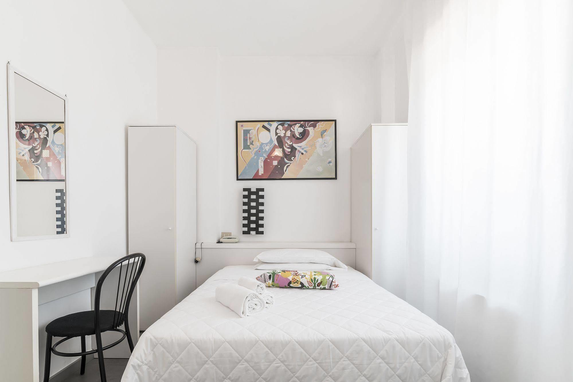 מרינה די מסה Hotel La Bussola מראה חיצוני תמונה